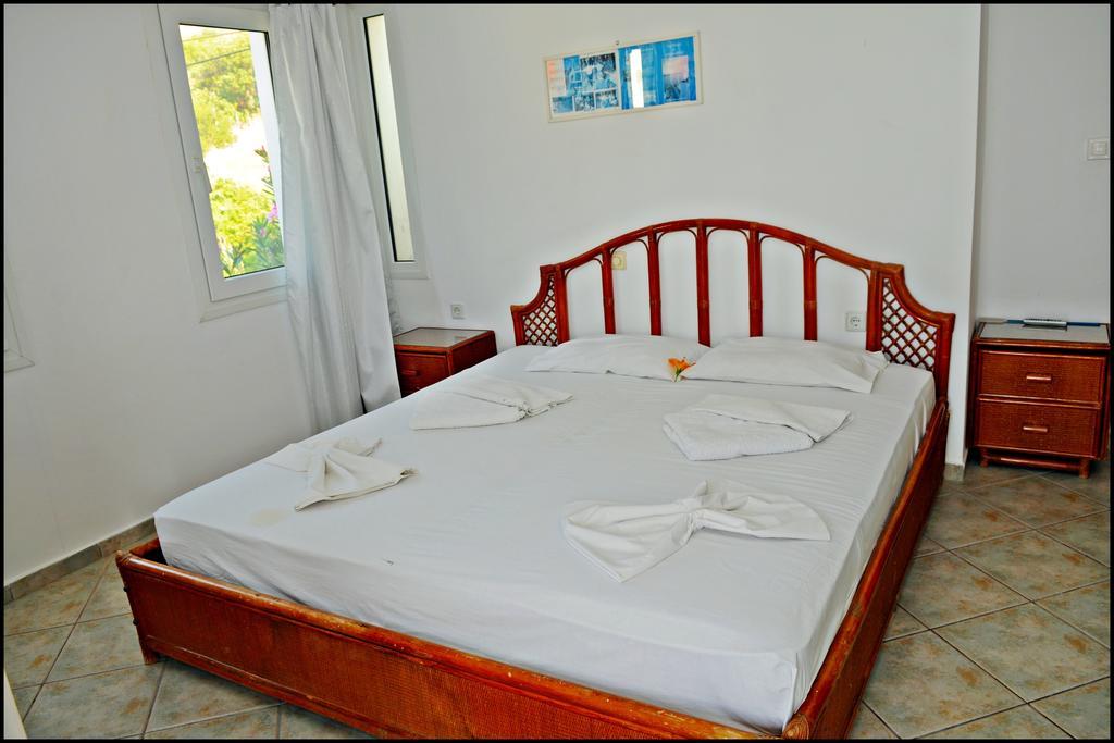 Posidonio Hotel Klima  Quarto foto